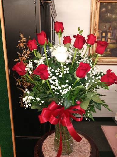 Florist «Rialto Florist», reviews and photos, 114 S Riverside Ave, Rialto, CA 92376, USA