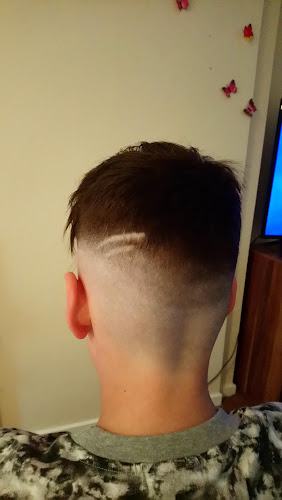 Hair 2 Go - Barber shop