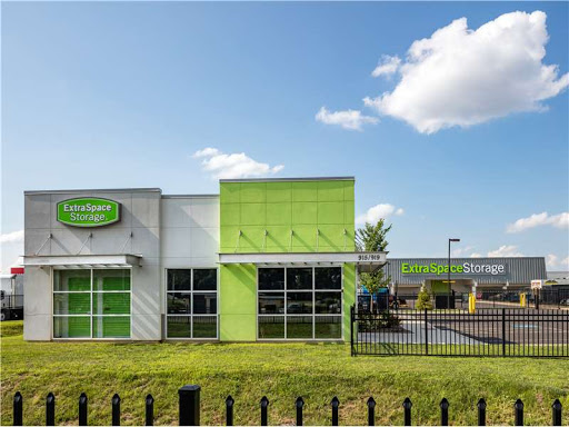 Storage Facility «Extra Space Storage», reviews and photos, 915 Lincoln Hwy, Morrisville, PA 19067, USA