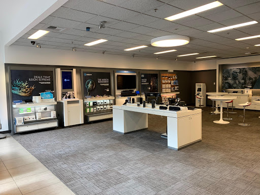 Cell Phone Store «AT&T», reviews and photos, 7525 166th Ave NE D120, Redmond, WA 98052, USA