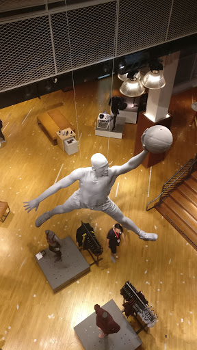 Clothing Store «Nike Portland», reviews and photos, 638 SW 5th Ave, Portland, OR 97201, USA