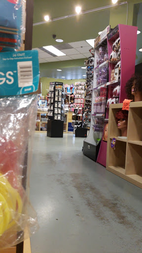 Beauty Supply Store «Mid-K Beauty Supply», reviews and photos, 5408 NE M L King Blvd, Portland, OR 97211, USA