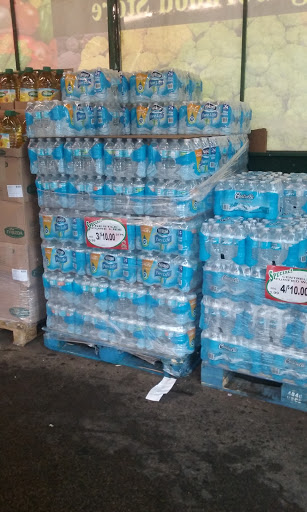 Grocery Store «Devon Market», reviews and photos, 1440 W Devon Ave, Chicago, IL 60660, USA