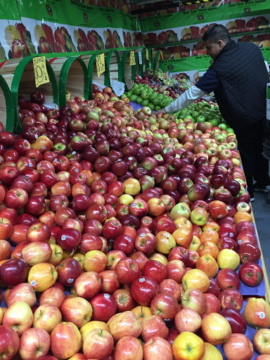 Grocery Store «Harvest Field Market», reviews and photos, 350 S Broadway, Tarrytown, NY 10591, USA