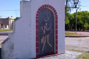 Monument "La Cumparsita" image