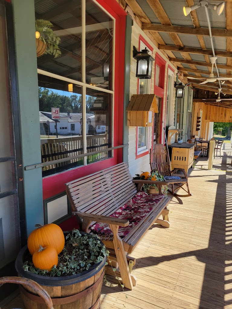 Pioneer Cafe Bowling Green, IN 47833 Menu, Reviews, Hours & Contact