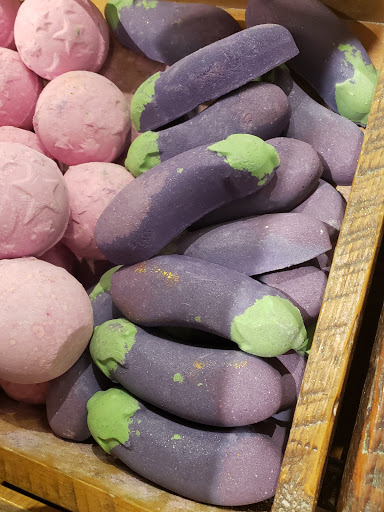 Cosmetics Store «LUSH», reviews and photos, 1961 Chain Bridge Rd, McLean, VA 22102, USA