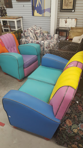 Donations Center «The Guild Shop», reviews and photos