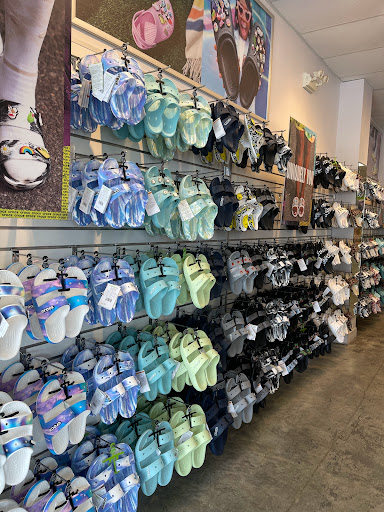 Shoe Store «Crocs», reviews and photos, 15715 S Apopka Vineland Rd, Orlando, FL 32821, USA