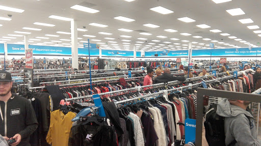 Clothing Store «Ross Dress for Less», reviews and photos, 902 Sepulveda Blvd, Harbor City, CA 90710, USA