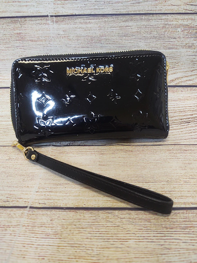 Used Clothing Store «Clothes Mentor», reviews and photos, 8601 W Cross Dr, Littleton, CO 80123, USA