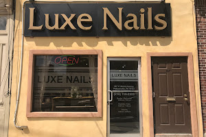 Luxe Nails