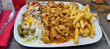 Plats et boissons du Restaurant turc ISTANBUL KEBAB DE LA POSTE à Orsay - n°4