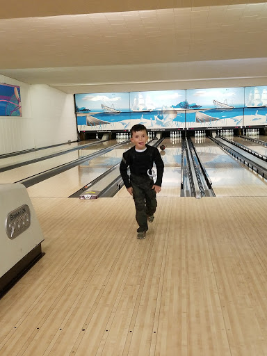 Bowling Alley «Lakeshore Lanes», reviews and photos, 31025 Jefferson Ave, St Clair Shores, MI 48082, USA