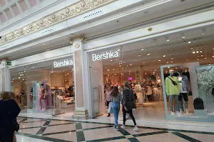 Bershka image