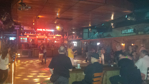 Night Club «The Block», reviews and photos, 113 Eglin Pkwy SE, Fort Walton Beach, FL 32548, USA