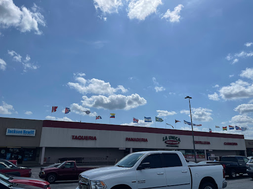 Mexican Grocery Store «La Unica SuperCenter», reviews and photos, 6119 White Horse Rd #3, Greenville, SC 29611, USA