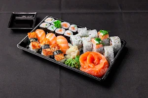 Marô Delivery Sushi image
