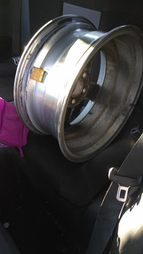 Tire Shop «Discount Tire Store - Joliet, IL», reviews and photos, 1719 W Jefferson St, Joliet, IL 60435, USA