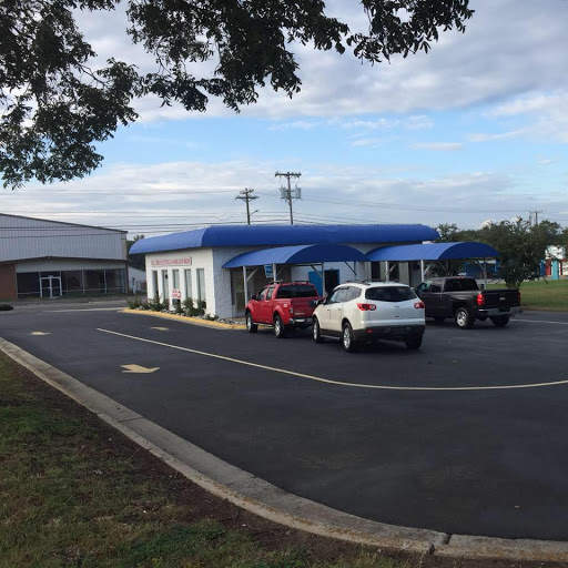 N & A Hand Car Wash en Lexington