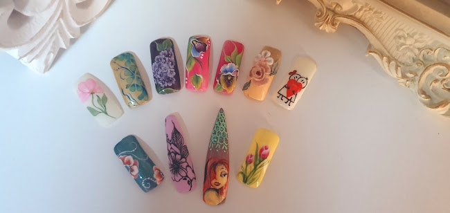 Nails by Jacklyn - Salon de înfrumusețare