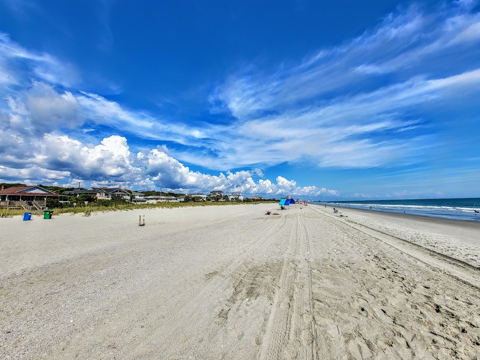 Foto von Myrtle beach II mit beiger sand Oberfläche