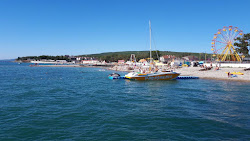 Foto von Beach Divnomorskoe mit lange bucht