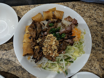 Pho Hoan Pasteur (Quarry Park)