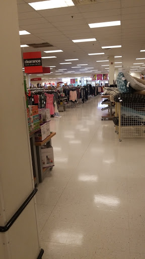 Department Store «T.J. Maxx», reviews and photos, 12765 Harper Village Dr #180, Battle Creek, MI 49014, USA
