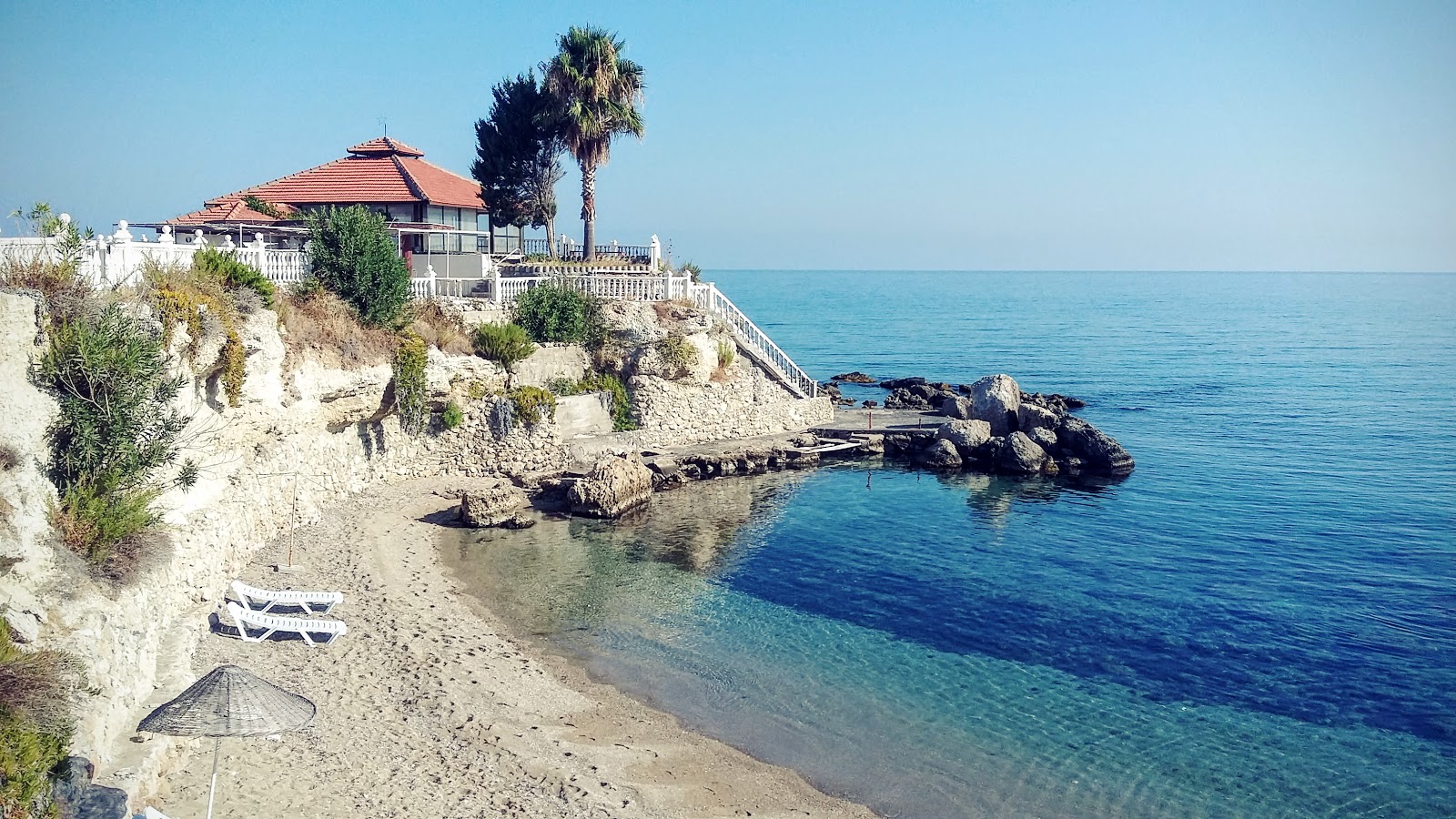Sempati Beach'in fotoğrafı çok temiz temizlik seviyesi ile