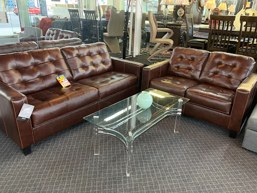 Furniture Wholesaler «Versailles Furniture Corp.», reviews and photos, 3128 Queens Blvd, Long Island City, NY 11101, USA