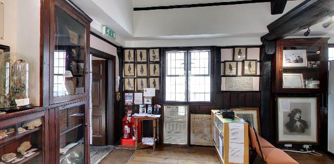 Royal Wootton Bassett Town Hall Museum - Swindon