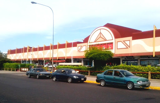 Centro Comercial Ciudad Chinita