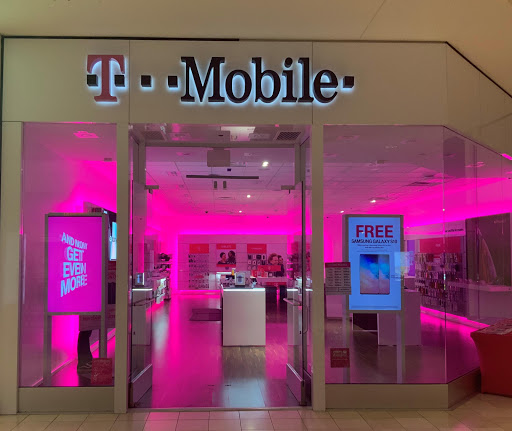 Cell Phone Store «T-Mobile», reviews and photos, 160 N Gulph Rd #2120b, King of Prussia, PA 19406, USA