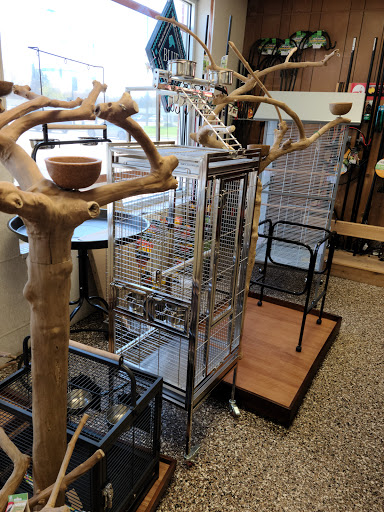 Animal Feed Store «Family Pet Food Center», reviews and photos, 1228 S Military Ave, Green Bay, WI 54304, USA