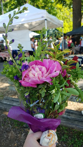 Produce Market «Douglass Loop Farmers Market», reviews and photos, 2005 Douglass Blvd, Louisville, KY 40205, USA