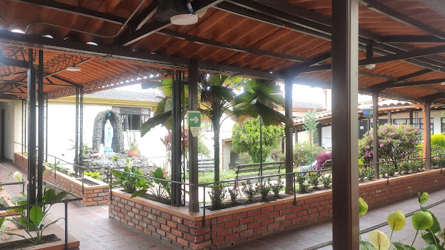 Reseñas de Centro De Bienestar De Ancianos San José. - Pereira - Asociación