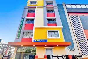 FabHotel Dak Plaza - Hotel in Newtown, Kolkata image