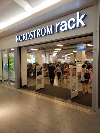Department Store «Nordstrom Rack Skyview Center», reviews and photos, 4024 College Point Blvd, Flushing, NY 11354, USA