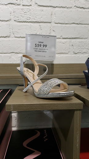 Shoe Store «DSW Designer Shoe Warehouse», reviews and photos, 4741 Ashford Dunwoody Rd, Dunwoody, GA 30338, USA