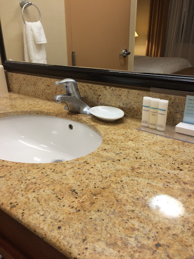 Hampton Inn & Suites Folsom image