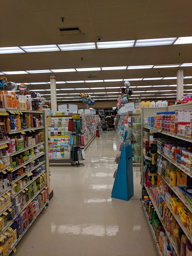 Grocery Store «Jewel-Osco», reviews and photos, 1660 Larkin Ave, Elgin, IL 60120, USA
