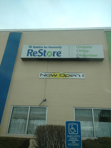 Building Materials Store «Habitat for Humanity Greater Harrisburg Area ReStore», reviews and photos, 800 Paxton St, Harrisburg, PA 17104, USA