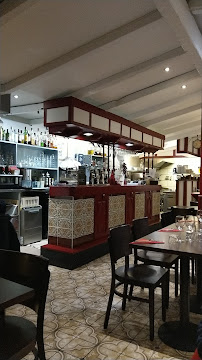 Atmosphère du Restaurant Txirimiri à Hendaye - n°8