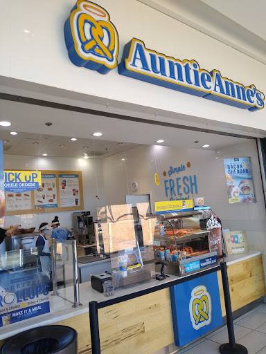 Shopping Mall «Salem Center», reviews and photos, 401 Center St NE, Salem, OR 97301, USA