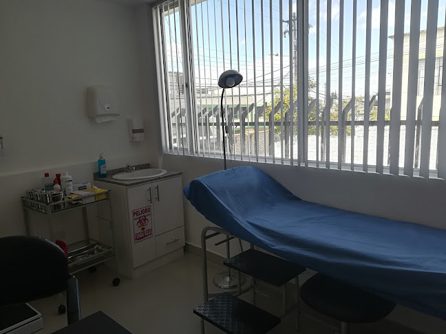 Dentymed - Consultorio Médico y Dental - Quito