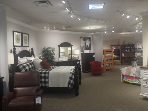 Furniture Store «Havertys Furniture», reviews and photos, 8105 Moores Ln, Brentwood, TN 37027, USA