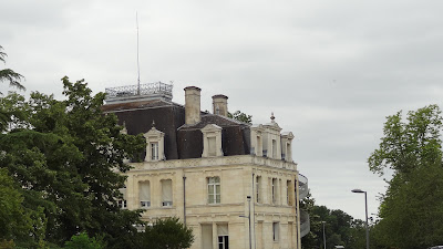 Château des Griffons - Service Vie Associative et Sportive Ville de Bassens à Bassens
