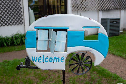 Quilt Shop «River Road Quilt Shop @ Nelson Flag», reviews and photos, 2501 South Ave, La Crosse, WI 54601, USA