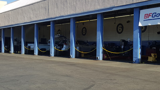 Auto Parts Store «Pep Boys Auto Parts & Service», reviews and photos, 22671 Lake Forest Dr, Lake Forest, CA 92630, USA